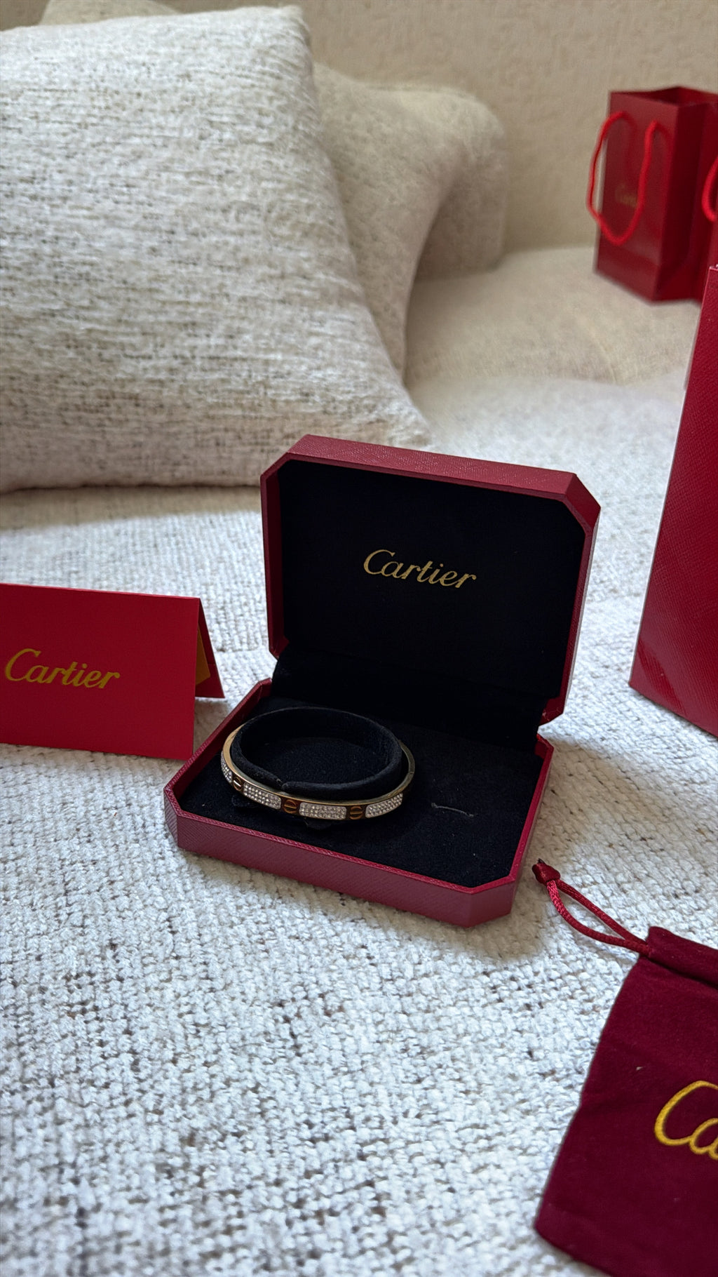 Bracelet c